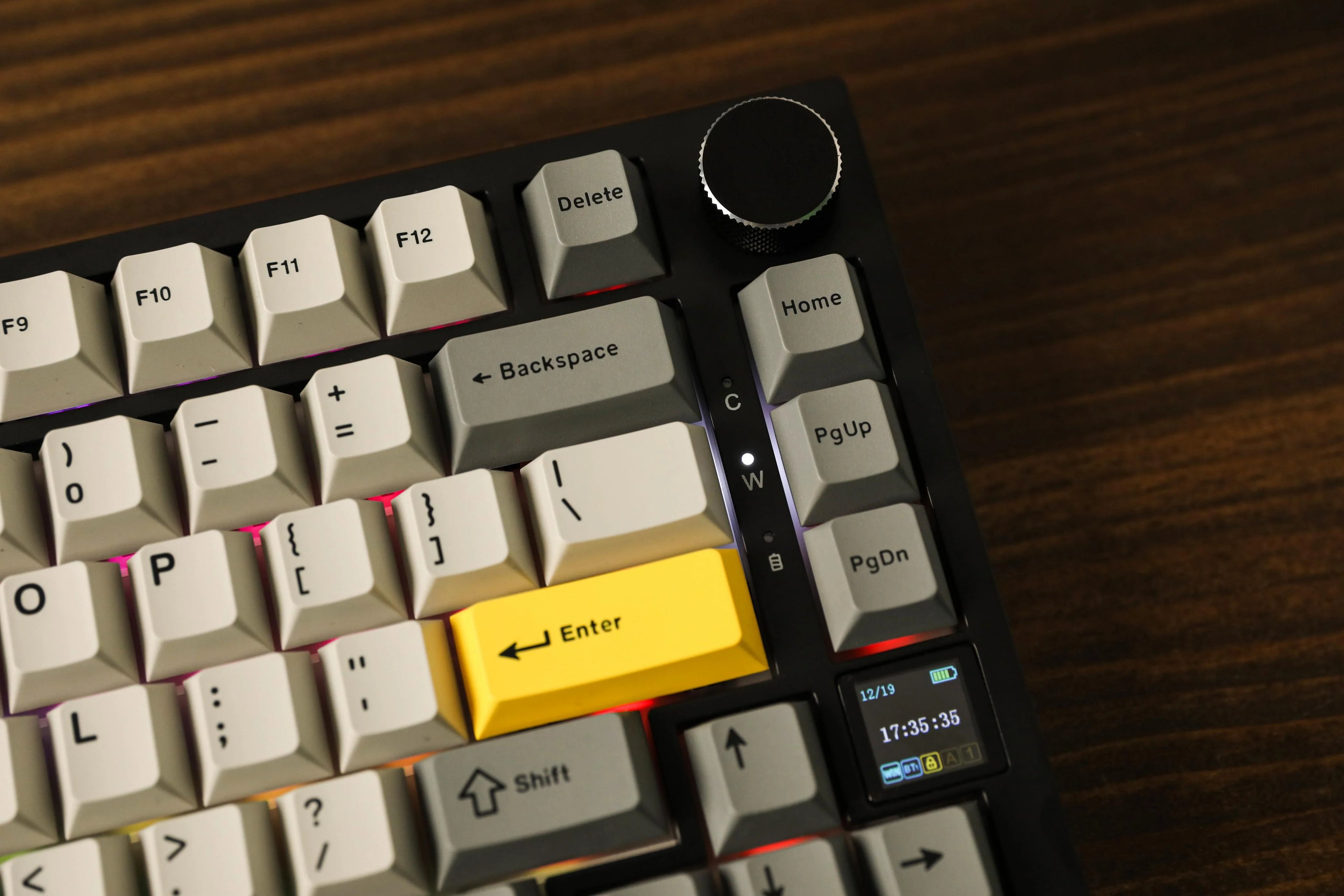 Ajazz AK820 PRO Wireless + Screen