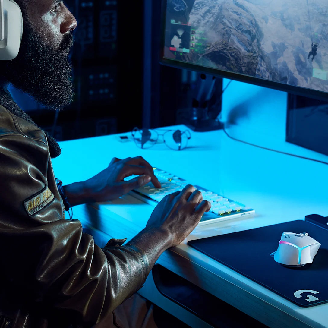 G502 X PLUS Wireless Gaming Mouse RGB